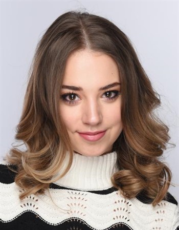 Profile picture of Elisabeth Zbarashchuk