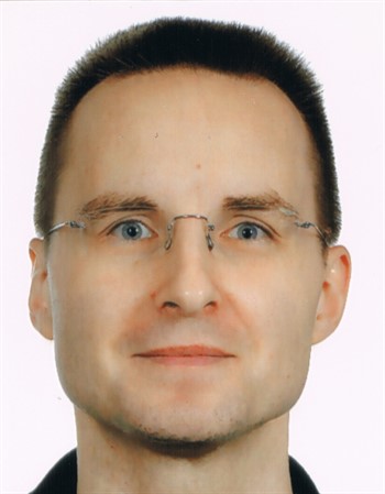 Profile picture of Helge Uhrig