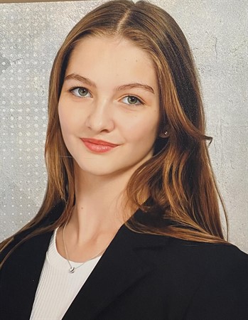 Profile picture of Amelia Catrinescu