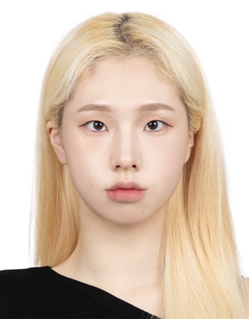 Profile picture of Park Soojin