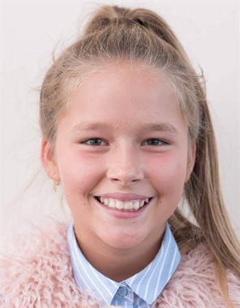 Profile picture of Longher Karolina-Janina