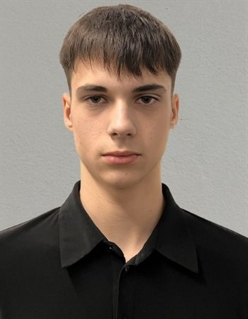 Profile picture of Lucian Angheluta