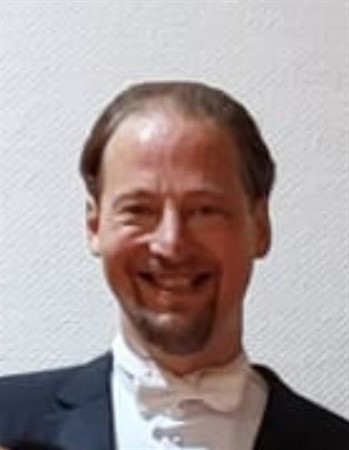 Profile picture of Stefan Treptow