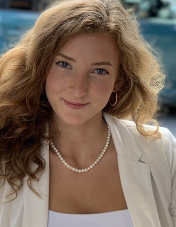 Profile picture of Ella Laetizia Steirer