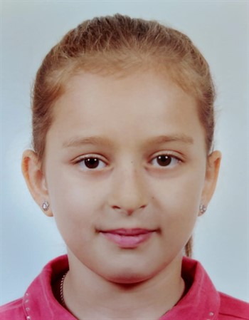 Profile picture of Yelyzaveta Taratushka