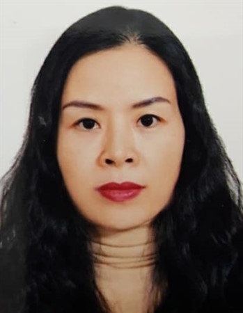 Profile picture of Pham Thi Huong