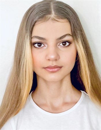 Profile picture of Veronika Oliinyk