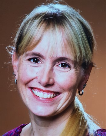 Profile picture of Jenny Hoetzel