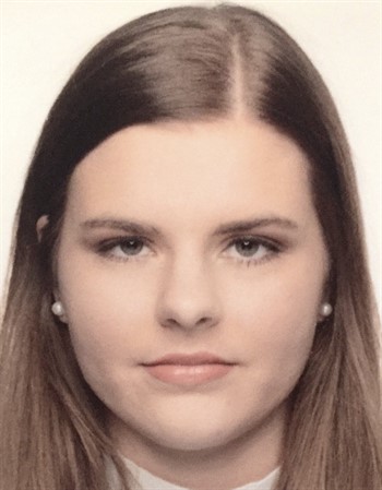 Profile picture of Sophie Uhlmann