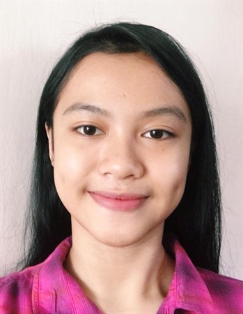 Profile picture of Vanya Putri Damayanti