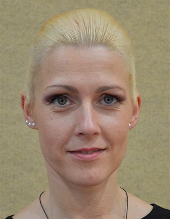 Profile picture of Anita Bauer