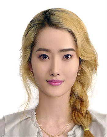 Profile picture of Park Eunji