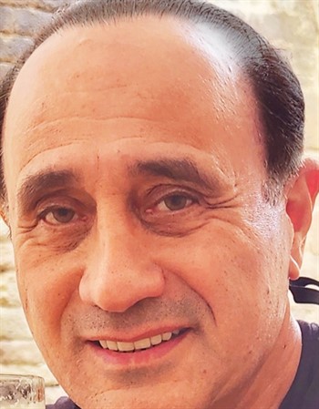 Profile picture of Cyrus Razavi